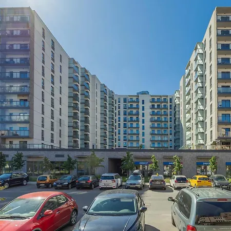 Luxury Air-conditioned With Parking In By Renters Prestige アパート *